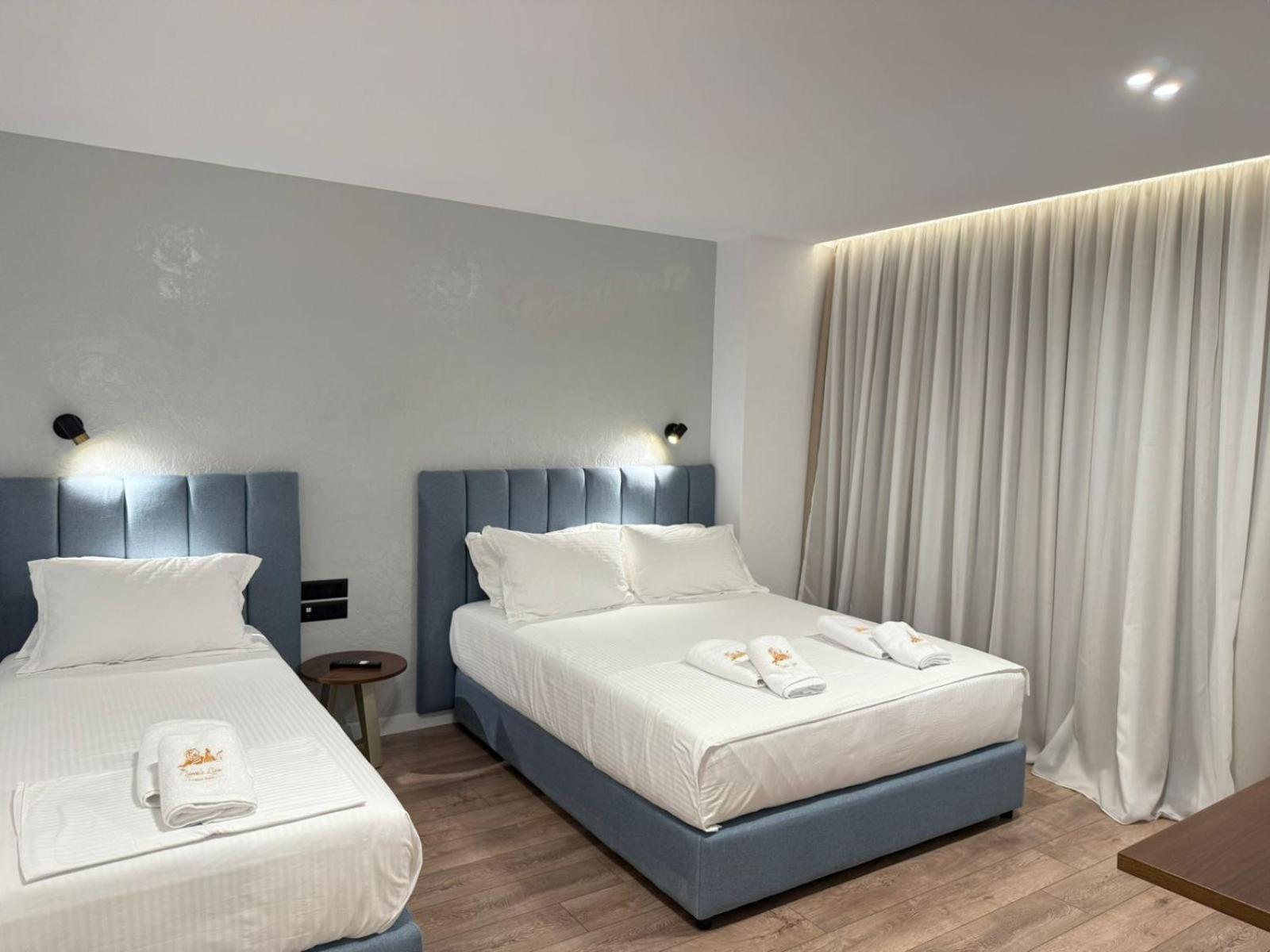 The Queen'S Lion Premium Hotel Sarandë エクステリア 写真