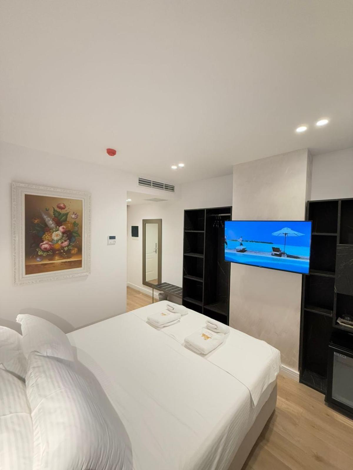 The Queen'S Lion Premium Hotel Sarandë エクステリア 写真